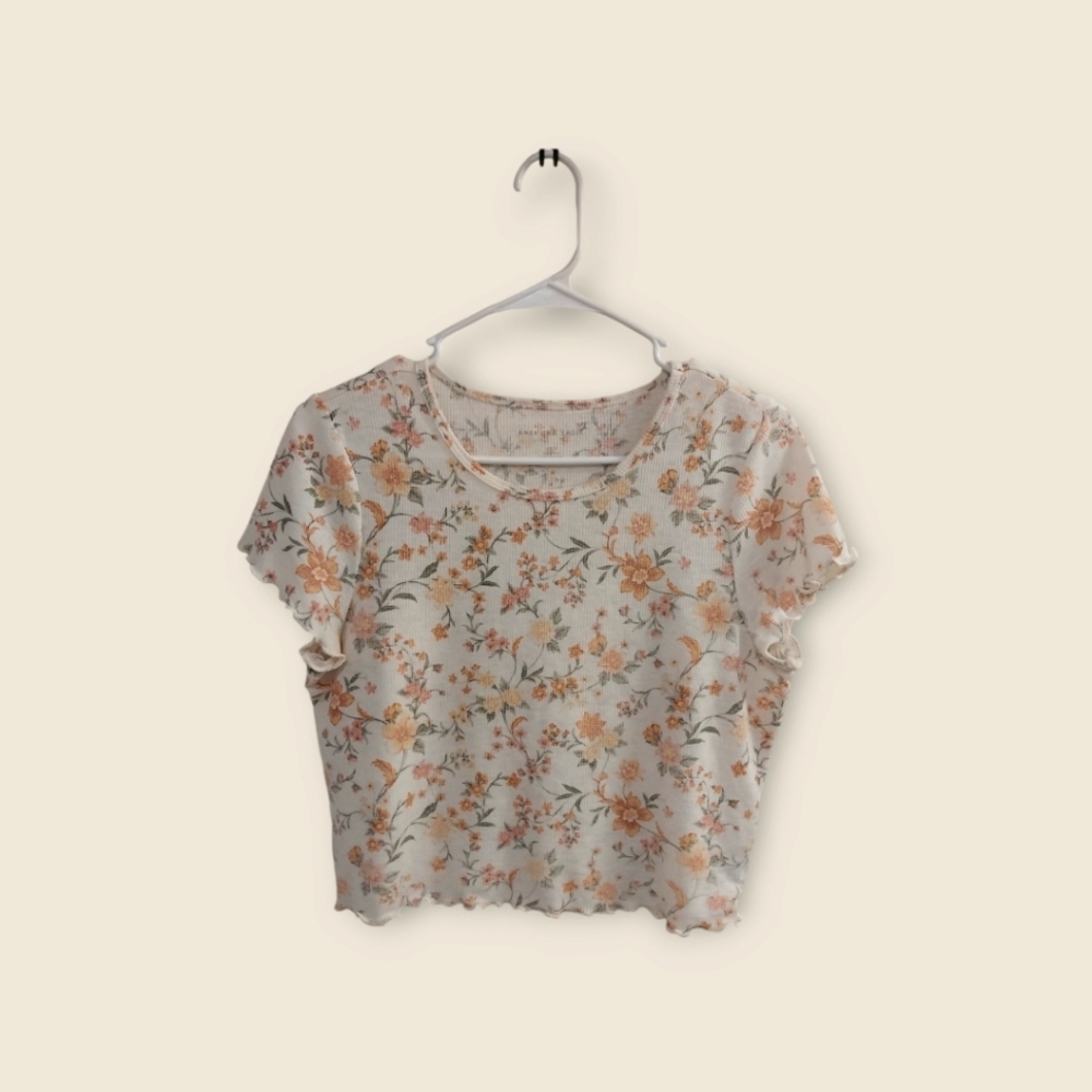 Lrg American Eagle Floral Crop Top